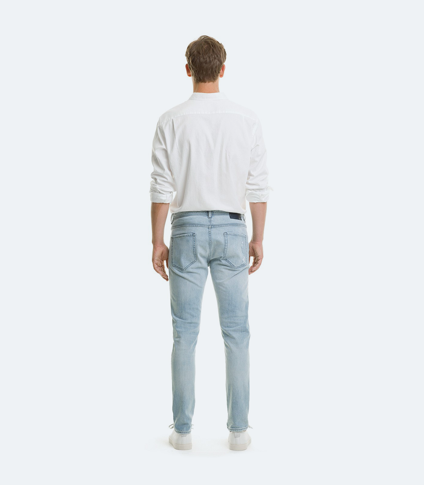 Slim Trapered Rip Jeans - Image 2